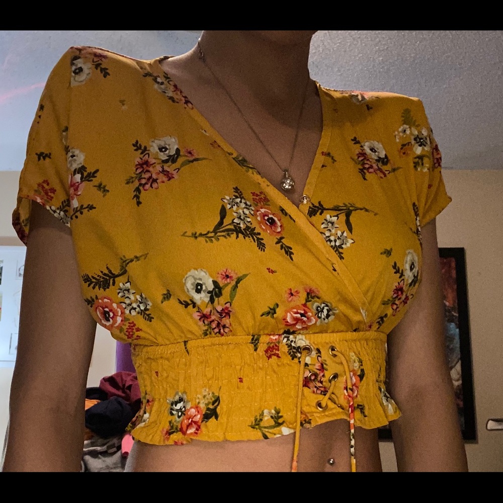 Cute Yellow Flower Crop Top